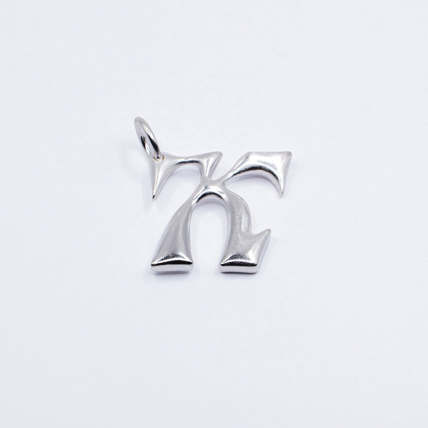 Letter charm pendant W0dd Bangkok