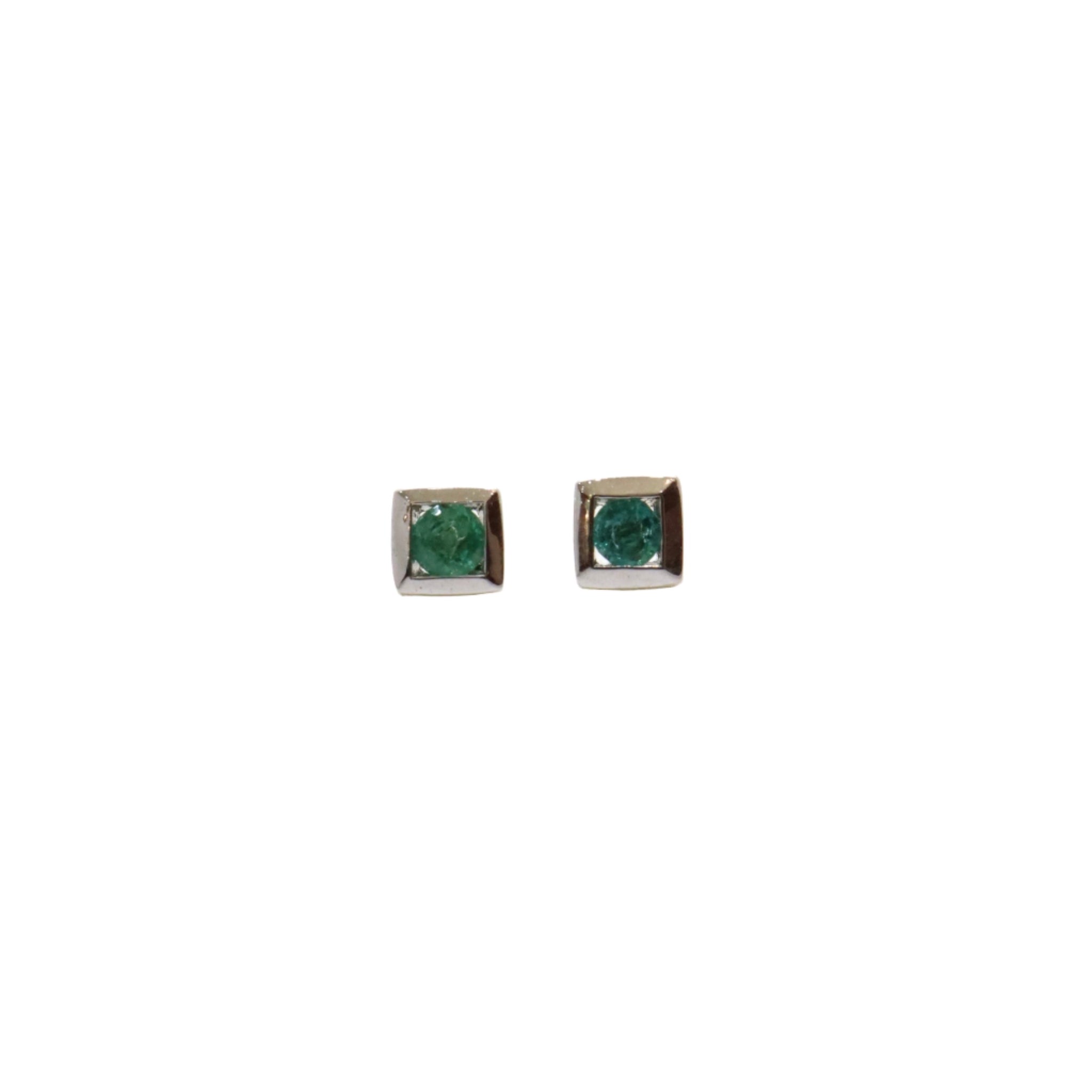 Natural Emerald Silver Earring